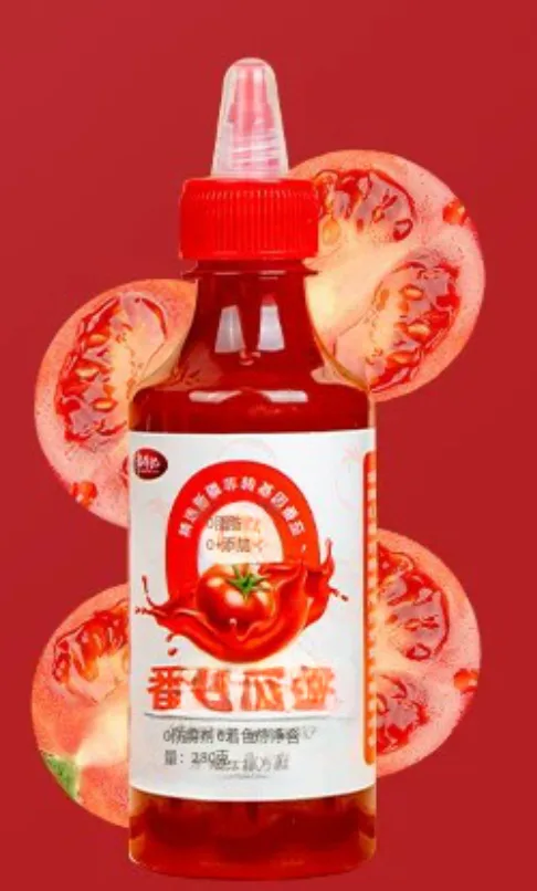 Горячая томатная масса (перед подачей на дозатор)